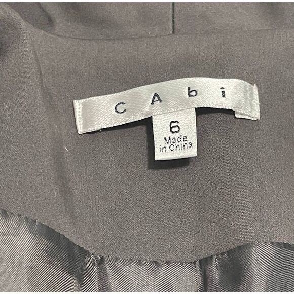 Cabi Work It Two Button Blazer 769 Flap Pockets  Career Charcoal Grey‎ SIze 6 - Picture 2 of 11